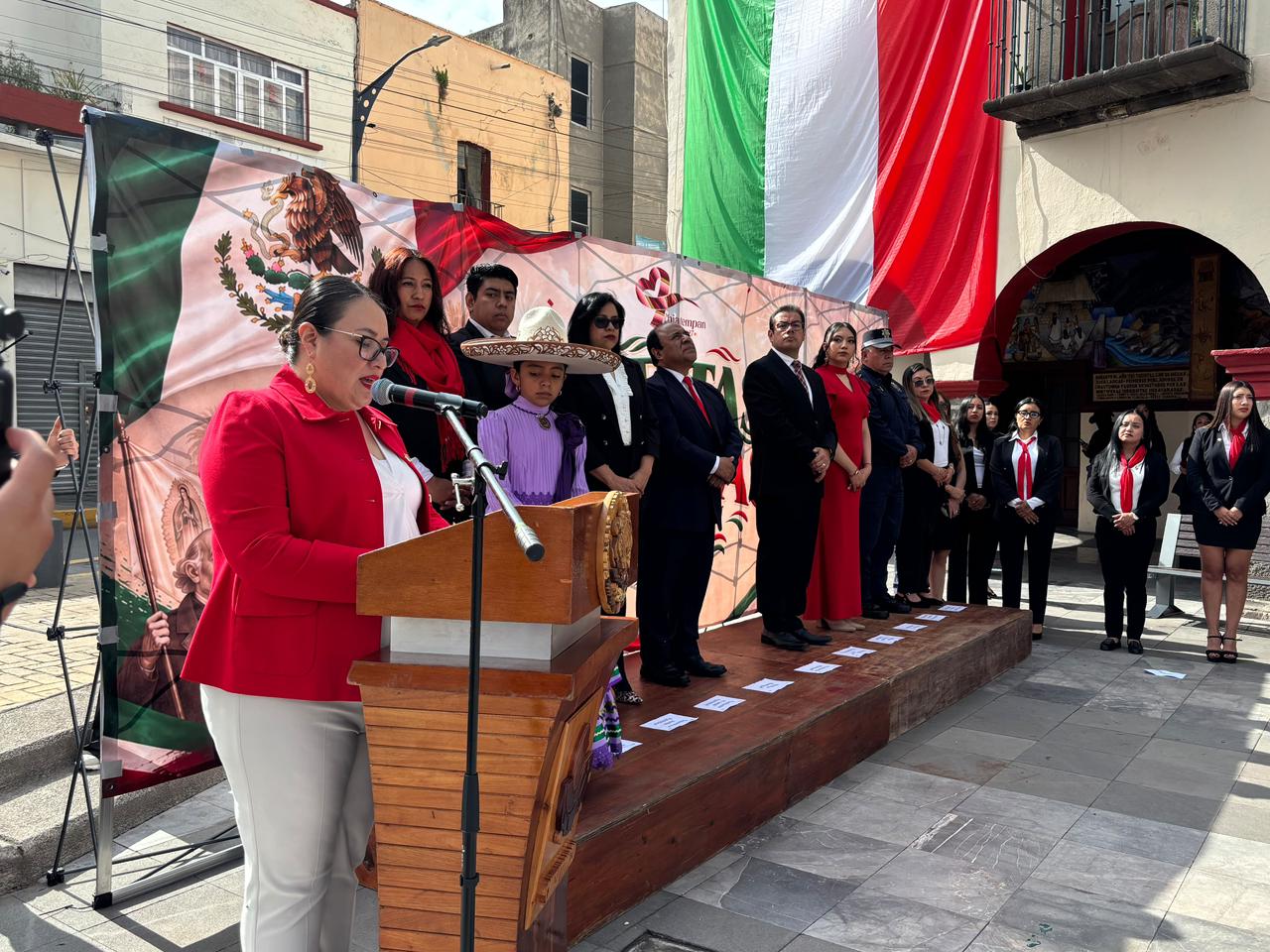 Chiautempan se viste de identidad y orgullo patrio: Blanca Angulo